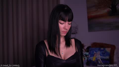 Snapshot of hollylinder_ chatting on 01/12/25, 01:53 Holly Linder online show from 01/12/25, 01:53