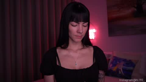 Snapshot of hollylinder_ chatting on 02/13/25, 04:54 Holly Linder online show from 02/13/25, 04:54