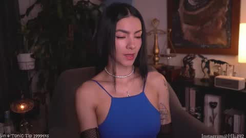 Snapshot of hollylinder_ chatting on 09/20/25, 02:12 Holly Linder online show from 09/20/25, 02:12