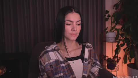 Snapshot of hollylinder_ chatting on 10/12/25, 02:10 Holly Linder online show from 10/12/25, 02:10