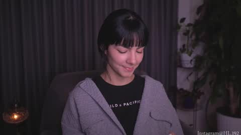 Snapshot of hollylinder_ chatting on 11/20/25, 02:01 Holly Linder online show from 11/20/25, 02:01