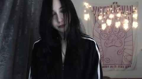 Snapshot of holy420loly chatting on 02/14/25, 08:26 Ho Lee Sheet online show from 02/14/25, 08:26