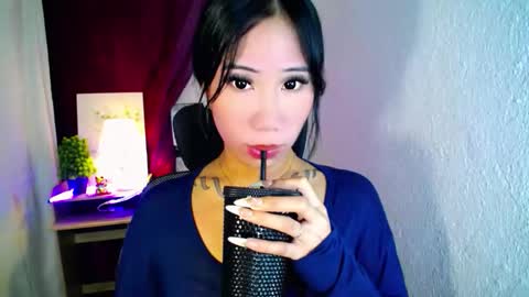 holy_samyx online show from 10/01/25, 03:34