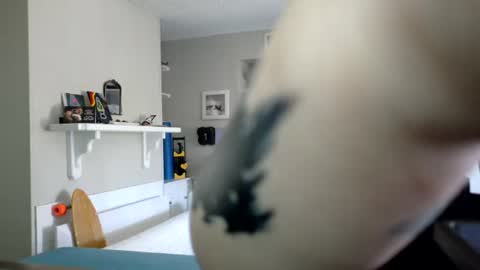 Honey online show from 10/01/25, 06:58