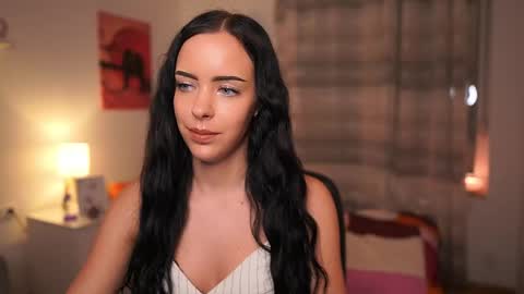 Snapshot of honey__kate chatting on 09/19/25, 06:52 Kate online show from 09/19/25, 06:52