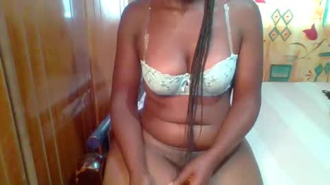 honey_beb online show from 02/21/25, 05:02