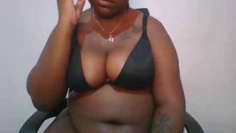 honey_beb online show from 09/29/25, 08:30