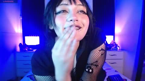 Honney online show from 02/12/25, 03:29