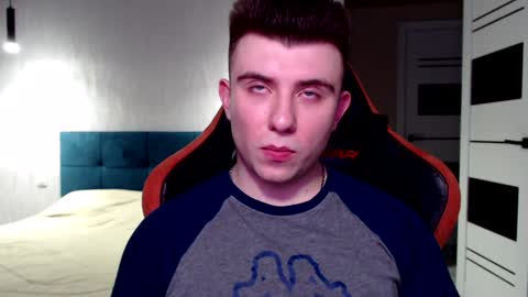 Snapshot of honey_furry chatting on 12/13/24, 07:21 Wolfy online show from 12/13/24, 07:21