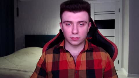 Snapshot of honey_furry chatting on 01/23/25, 07:40 Wolfy online show from 01/23/25, 07:40