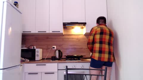 Snapshot of honey_furry chatting on 01/28/25, 05:54 Wolfy online show from 01/28/25, 05:54