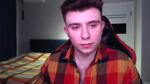 Snapshot of honey_furry chatting on 02/26/25, 03:32 Wolfy online show from 02/26/25, 03:32