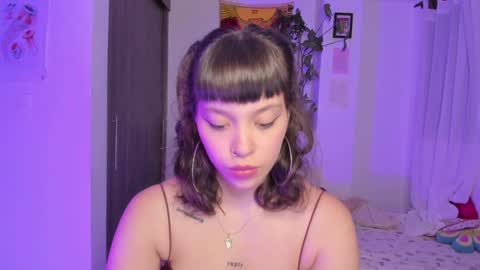 Snapshot of honey_hoe chatting on 02/01/25, 02:16 Lau online show from 02/01/25, 02:16