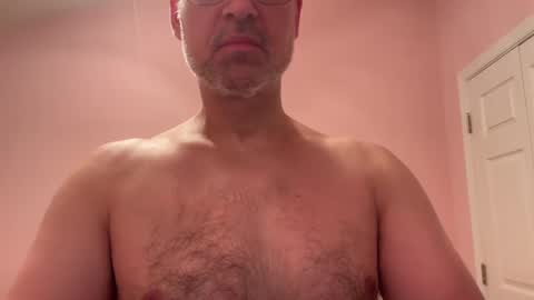 honey_man14 online show from 09/29/25, 04:34