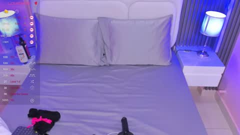 Snapshot of honey_sofii_ chatting on 03/07/25, 11:07 honey_sofii_ online show from 03/07/25, 11:07