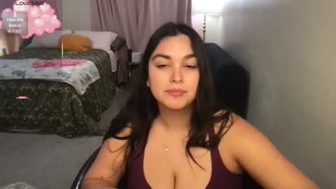 Snapshot of honey_tia chatting on 09/11/25, 11:05 Tia online show from 09/11/25, 11:05