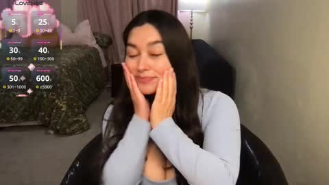 Tia online show from 10/30/25, 05:09