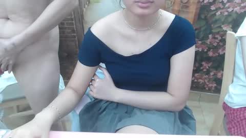 Snapshot of honeybaby2k chatting on 10/17/25, 02:37 honeybaby2k online show from 10/17/25, 02:37