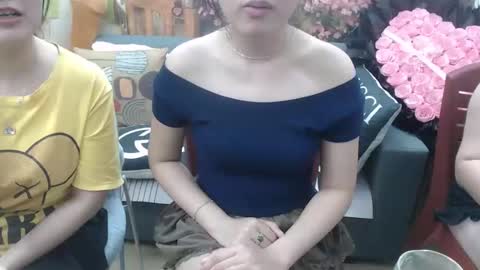 Snapshot of honeybaby2k chatting on 10/28/25, 02:20 honeybaby2k online show from 10/28/25, 02:20