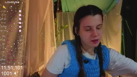 Molly  online show from 10/29/25, 04:09