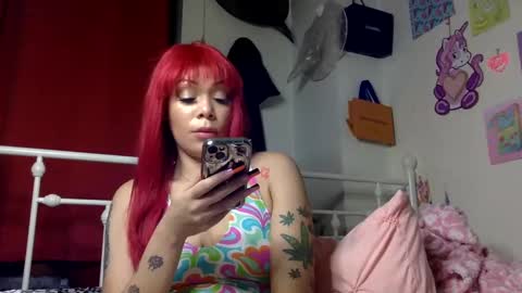 Snapshot of honeyruby chatting on 10/12/25, 10:58 Ruby Sparks online show from 10/12/25, 10:58