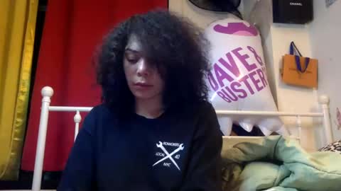 Snapshot of honeyruby chatting on 11/03/25, 02:46 Ruby Sparks online show from 11/03/25, 02:46