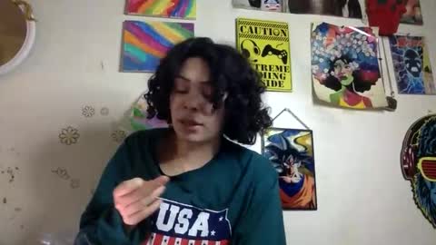 Snapshot of honeyruby chatting on 11/19/25, 02:50 Ruby Sparks online show from 11/19/25, 02:50