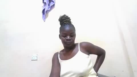 hope_terry online show from 11/12/25, 07:03