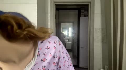 Snapshot of hopethady chatting on 11/01/25, 09:11 Emmi online show from 11/01/25, 09:11