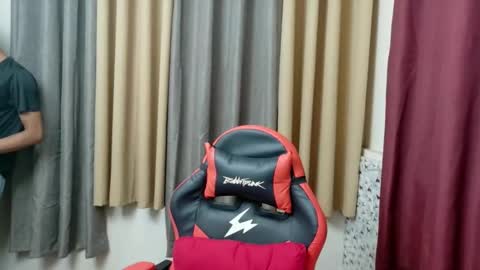 ROGER online show from 11/14/25, 07:01