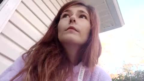 Snapshot of horny_bitch_420 chatting on 11/23/25, 09:47 horny_bitch_420 online show from 11/23/25, 09:47