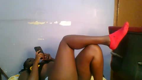 phanice online show from 10/31/25, 08:04