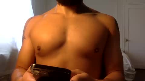 Snapshot of hornybbcxx chatting on 10/13/25, 05:35 hornybbcxx online show from 10/13/25, 05:35