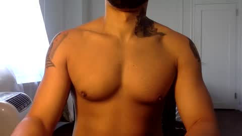 Snapshot of hornybbcxx chatting on 10/26/25, 06:03 hornybbcxx online show from 10/26/25, 06:03