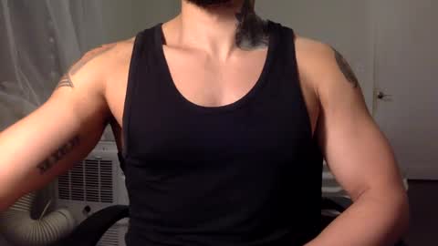 Snapshot of hornybbcxx chatting on 11/14/25, 10:51 hornybbcxx online show from 11/14/25, 10:51