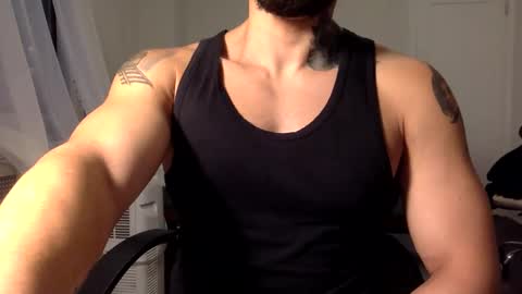 Snapshot of hornybbcxx chatting on 11/21/25, 09:46 hornybbcxx online show from 11/21/25, 09:46