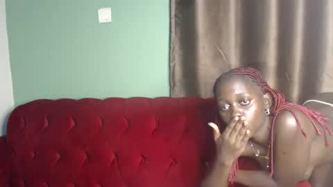 Snapshot of hornybella4 chatting on 02/08/25, 03:19 Bella online show from 02/08/25, 03:19