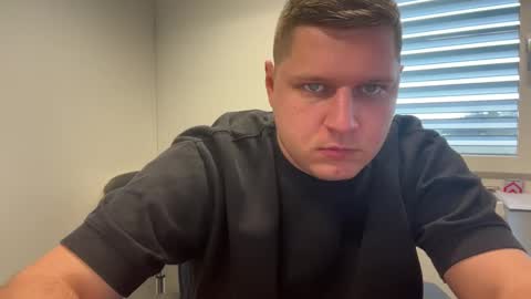 hornyboy95300 online show from 12/24/24, 09:50