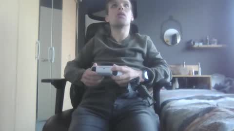 hornyboyivar online show from 09/29/25, 07:24