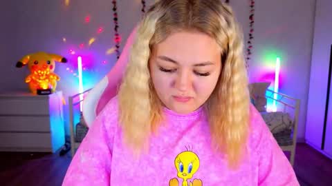 HornyCakee online show from 09/16/25, 09:21