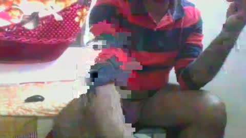 Snapshot of hornyexcc chatting on 12/22/24, 08:38 Sanju online show from 12/22/24, 08:38
