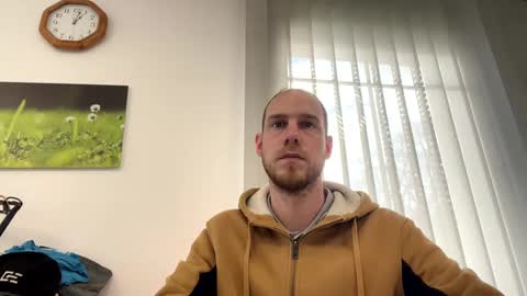Snapshot of hornygaren chatting on 02/27/25, 12:02 zorander online show from 02/27/25, 12:02