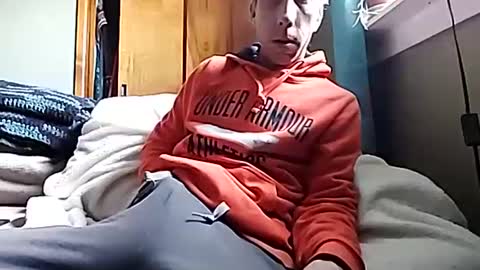 Snapshot of hornyhotgy27 chatting on 01/04/25, 07:13 hornyhotgy27 online show from 01/04/25, 07:13