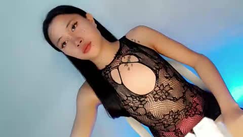hornykylie047 online show from 11/05/25, 12:32