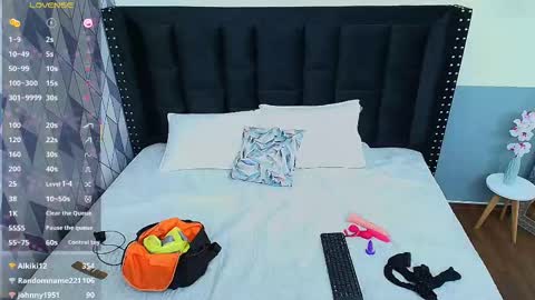 Snapshot of hornylatimommy chatting on 02/14/25, 02:28 Natasha online show from 02/14/25, 02:28