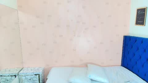 Snapshot of hornylatimommy chatting on 03/02/25, 07:23 Natasha online show from 03/02/25, 07:23