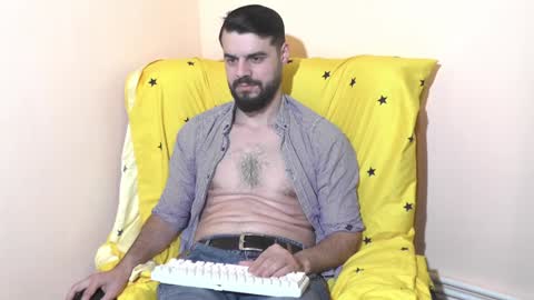 Snapshot of hornymaster93 chatting on 01/07/25, 04:05 hornymaster online show from 01/07/25, 04:05
