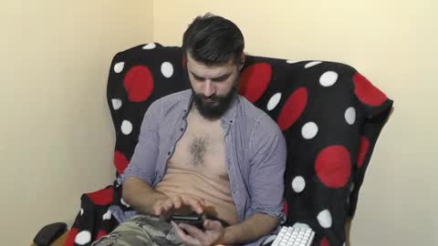 Snapshot of hornymaster93 chatting on 02/05/25, 08:14 hornymaster online show from 02/05/25, 08:14