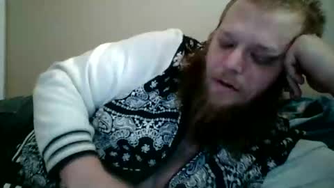 Snapshot of hornynccascade chatting on 11/11/25, 04:45 hornynccascade online show from 11/11/25, 04:45