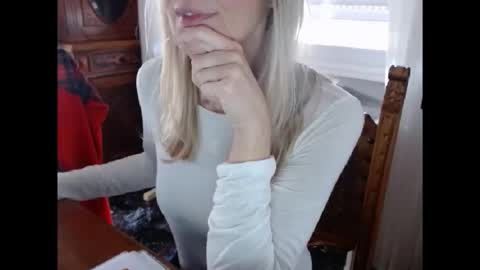 Snapshot of hornyssima chatting on 11/08/25, 10:59 Hornyssima online show from 11/08/25, 10:59